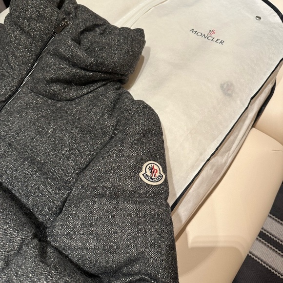 Moncler Collection Jacket Grey Down Donegal Tweed W2022| Perfect Condition - Picture 3 of 14